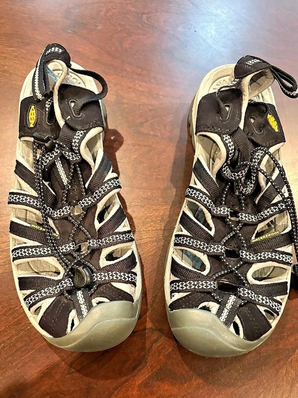 Keen Whisper Sandals Black & Gray US 9.5 Sandals